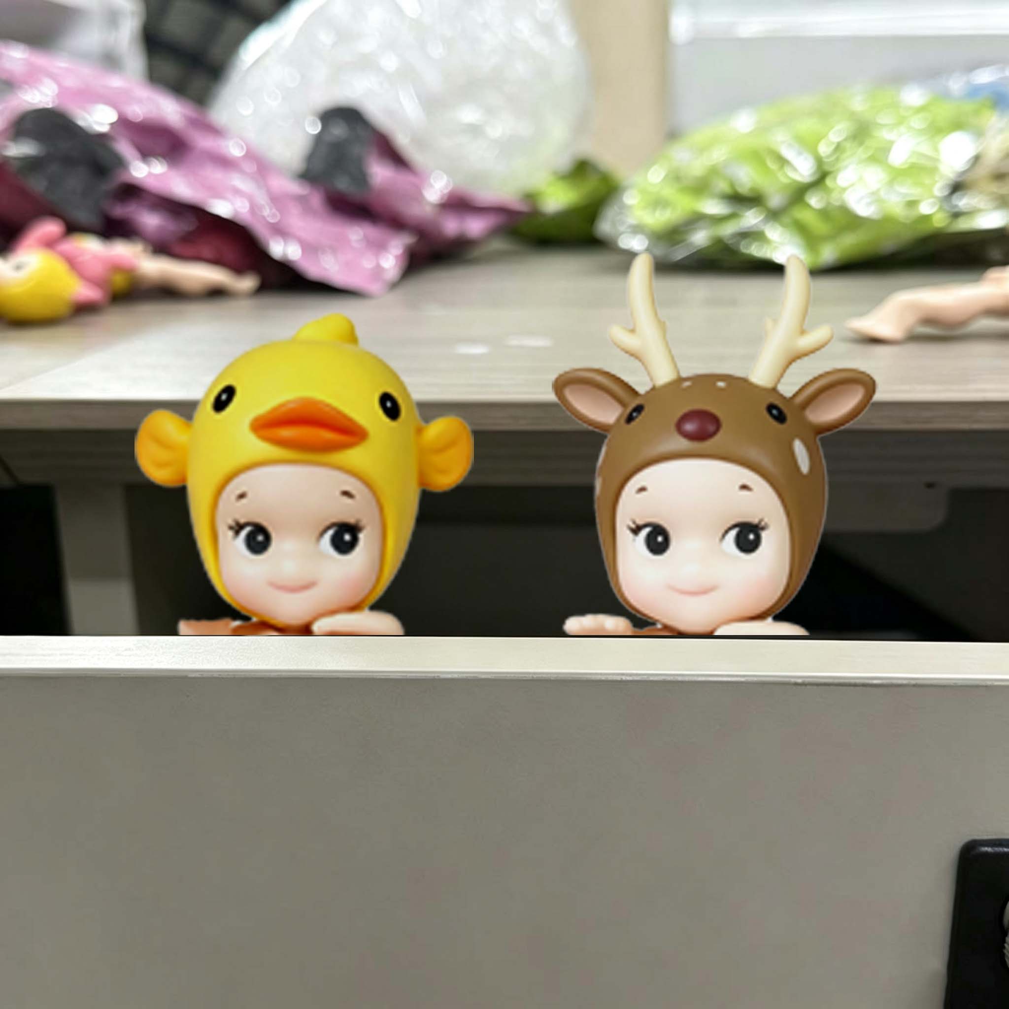 Phone Accessories Sonny Angel - Nowa Mini Figurka Aniołka, Seria Zwierzątko,