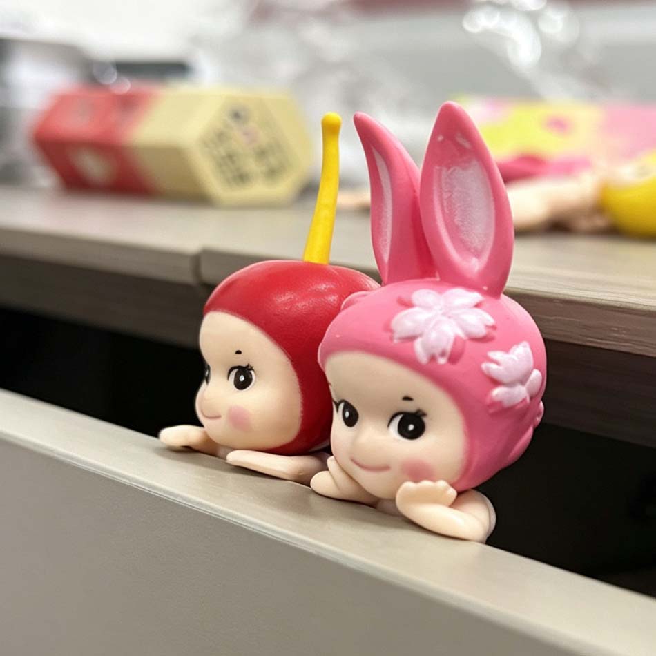 Gorąca wyprzedaż Blind Box Hip – Phone Accessories Sonny Angel recenzja i cena